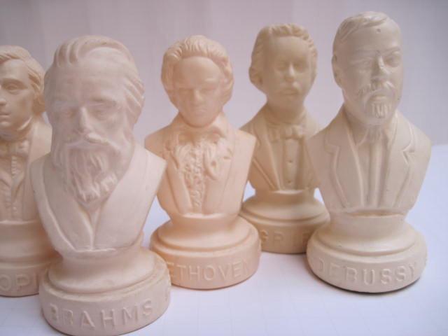 Mini composer busts halbe