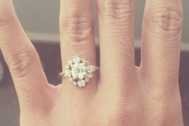 How To Buy an Engagement Ring