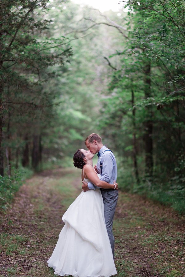 missouri-backyard-real-wedding-smb-photography-021