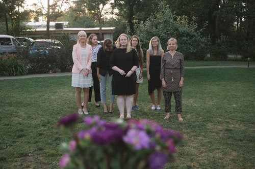 We Love These DIY Wedding Photos