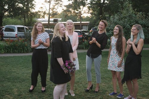We Love These DIY Wedding Photos