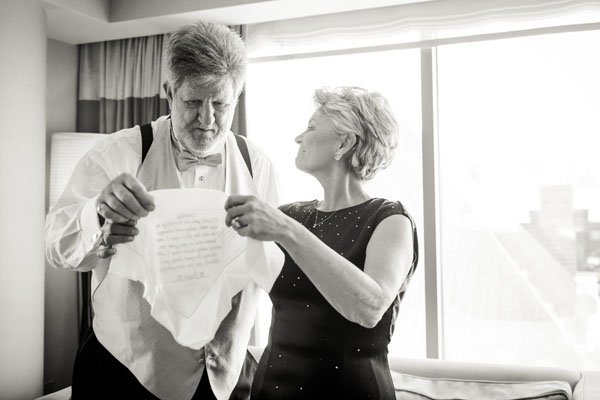 frank-gehry-vegas-real-wedding-kmh-photography-007