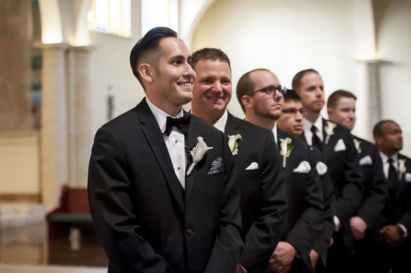 frank-gehry-vegas-real-wedding-kmh-photography-012