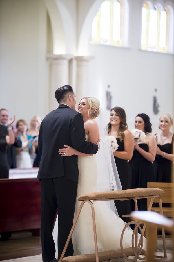 frank-gehry-vegas-real-wedding-kmh-photography-017