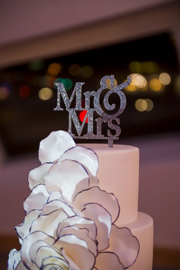 frank-gehry-vegas-real-wedding-kmh-photography-023