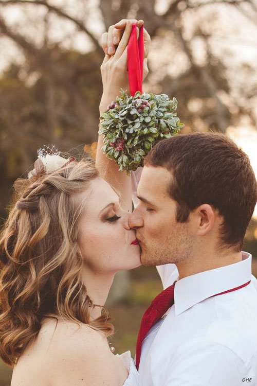 Bring Out the Mistletoe
