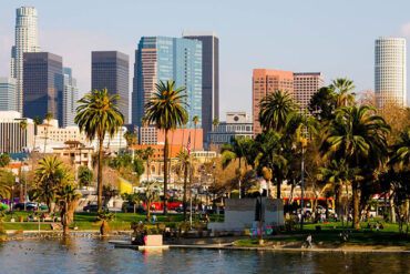 LA World Travel Guide