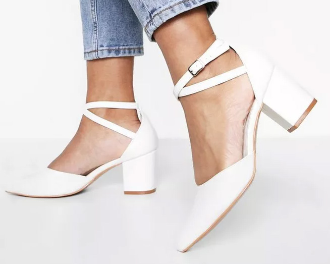 Boohoo Pointed Flats White