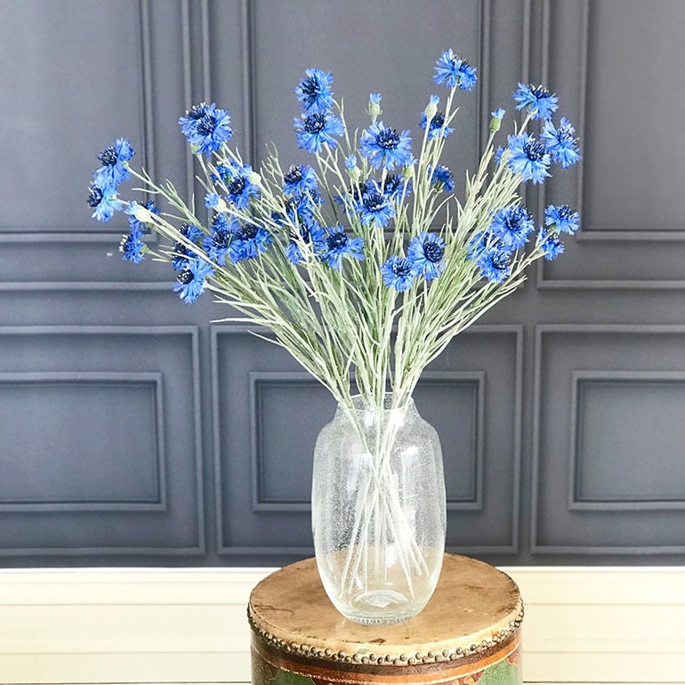 10 Awesome Dollar Store DIYs for Your Wedding Reception