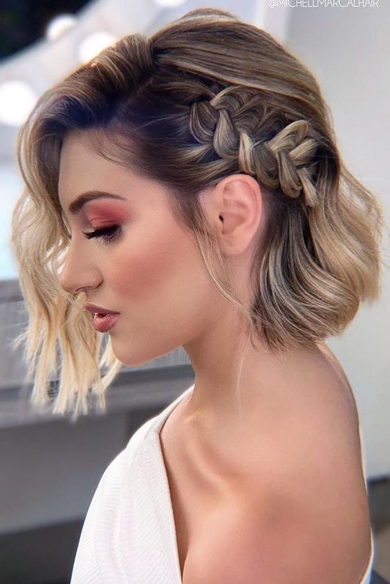 15 Gorgeous Wedding Hairstyles For Short Hair Woman Getting Married