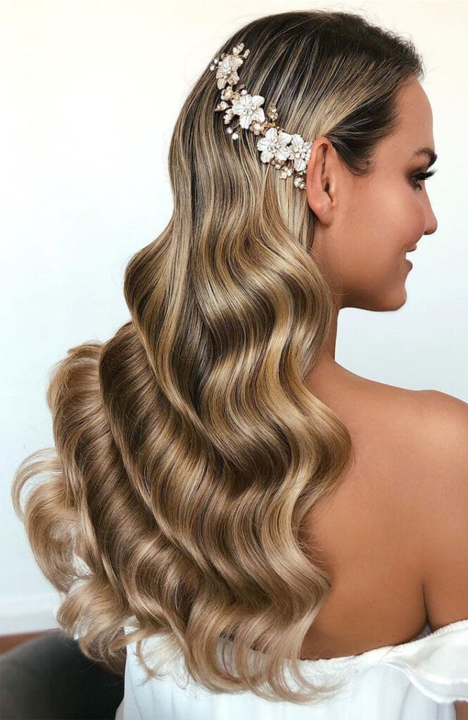 10 Gorgeous Wedding Hairstyles for Long Hair | Woman Getting Married