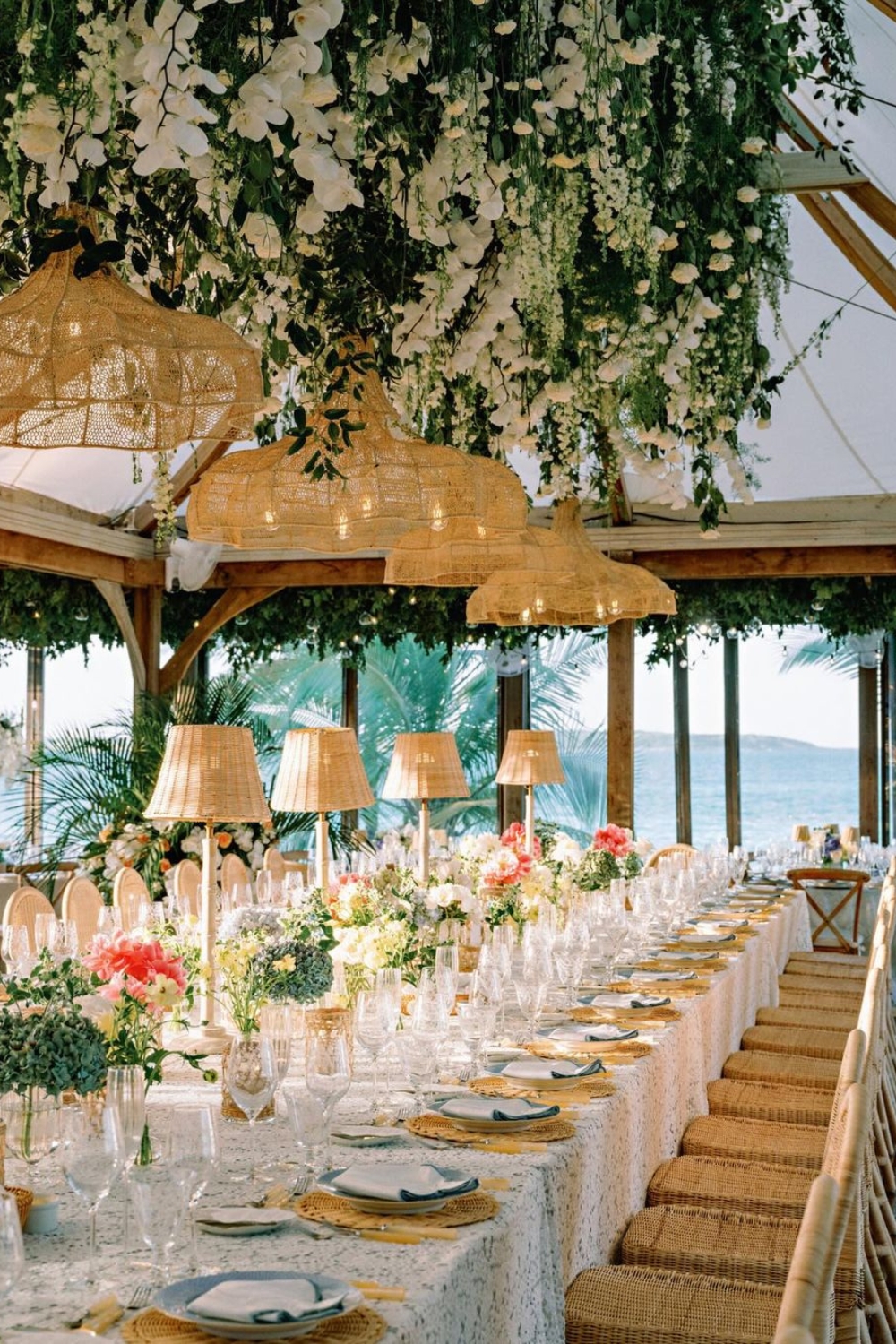 Creative Beach Wedding Centerpieces for Your Big Day