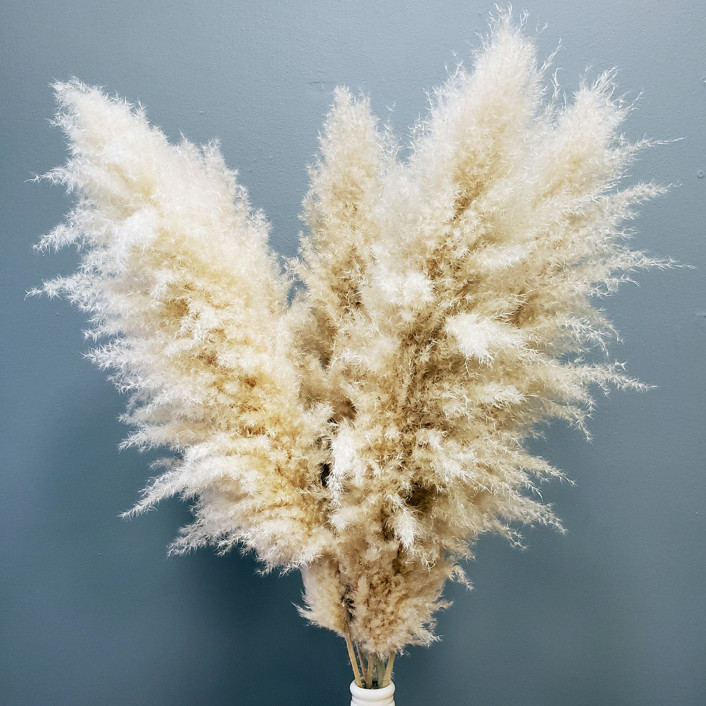 pampas wedding centerpiece