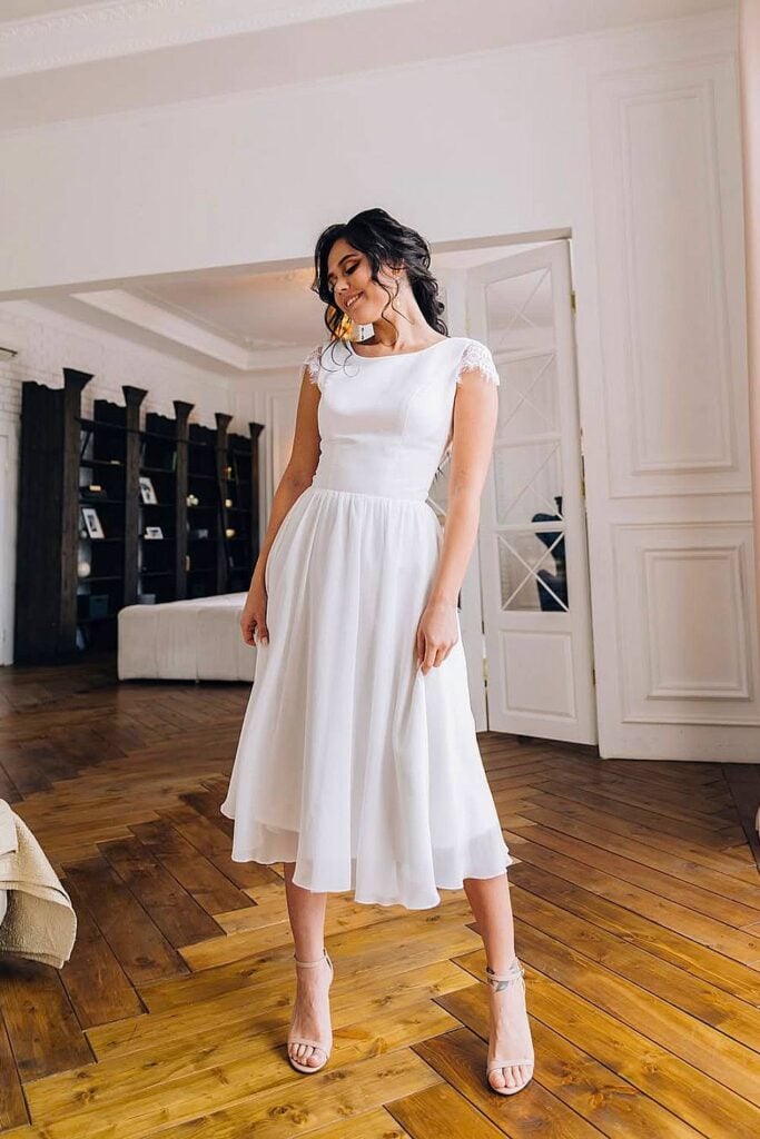 Boho Wedding Dress Styles: 20+ Dreamy Gowns for the Free-Spirited Bride