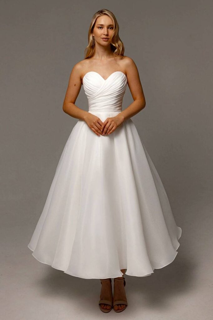 Vintage Italian Wedding Dresses: 15+ Timeless Styles for the Romantic Bride