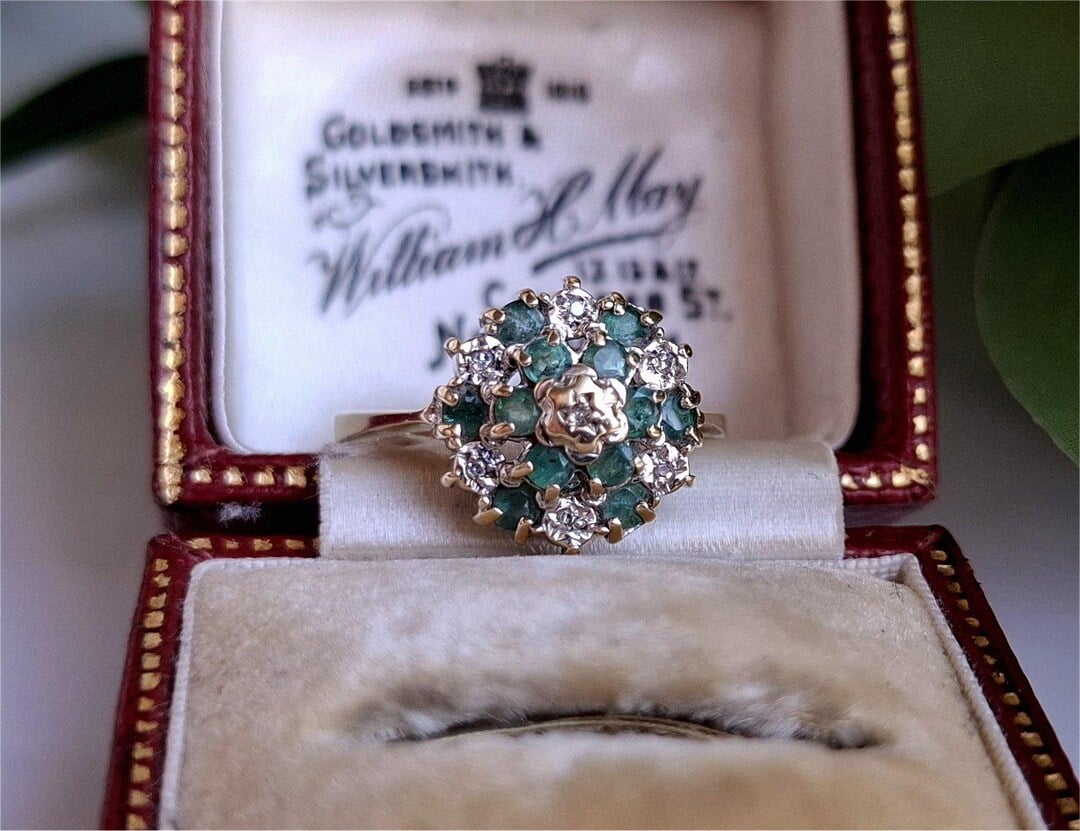 1980s vintage 9ct gold emerald and diamond ring