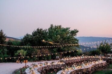 wedding serpentine table