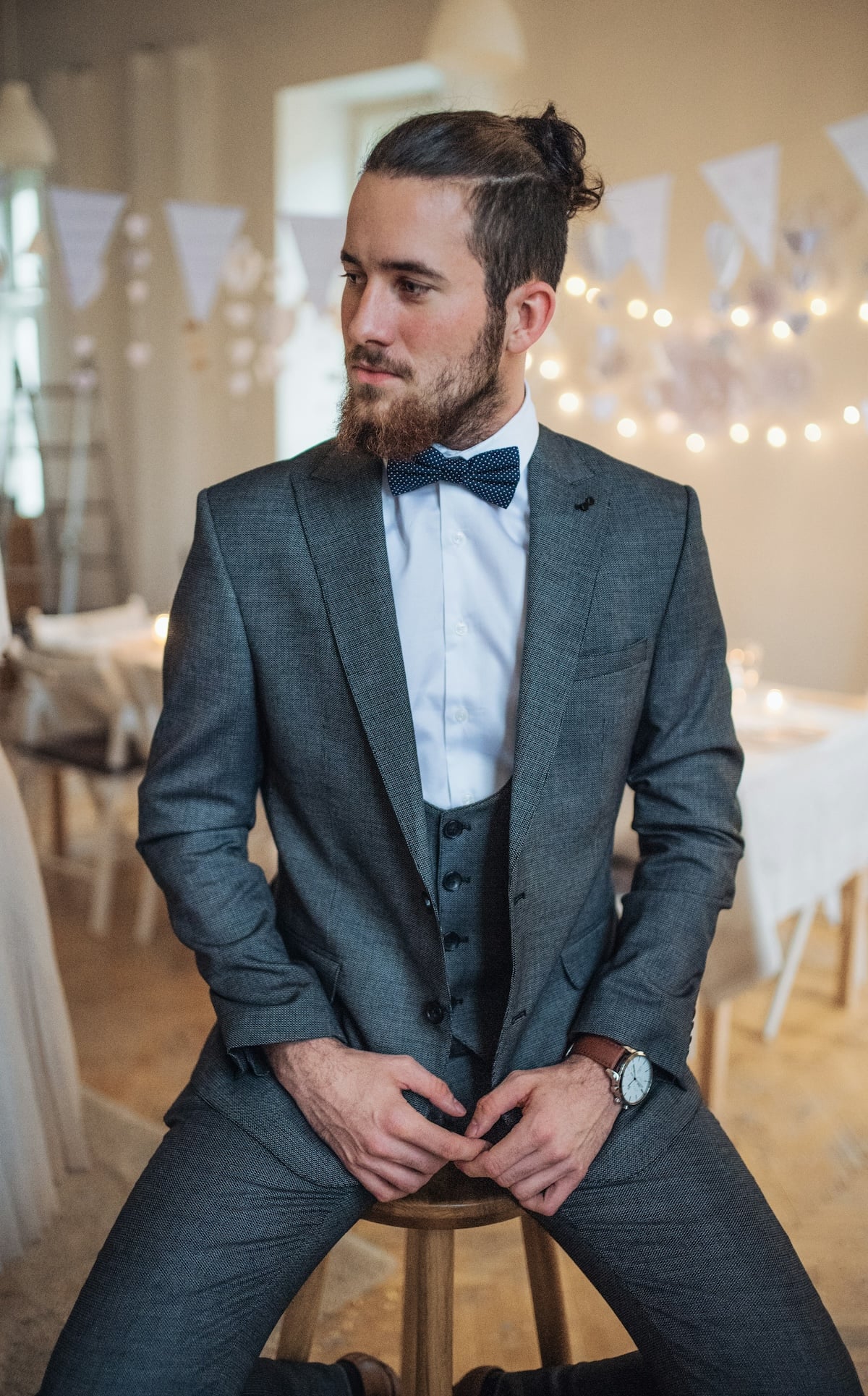 What Men Should Never Wear to a Wedding (2026)