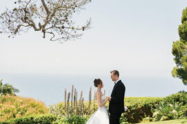 Baylee and Avery on the bluff at La Venta Inn with the Pacific Ocean behind them